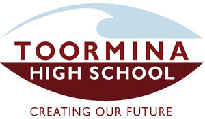 Toormina High School校徽
