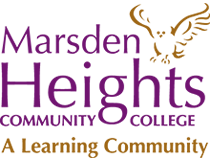 Marsden Heights Community College校徽