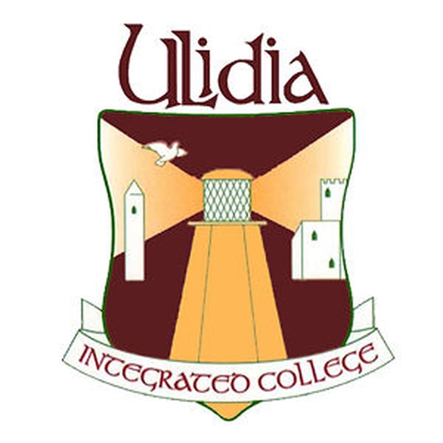 Ulidia Integrated College校徽