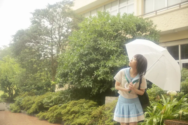 中世古香織