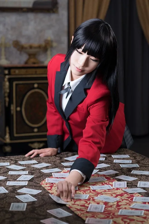 蛇喰 夢子