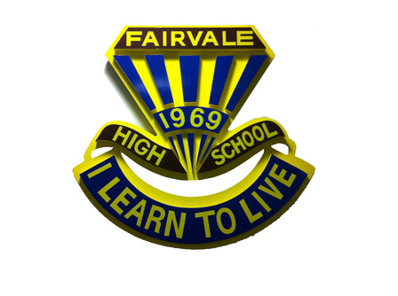 Fairvale High School校徽