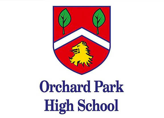 Orchard Park High School校徽