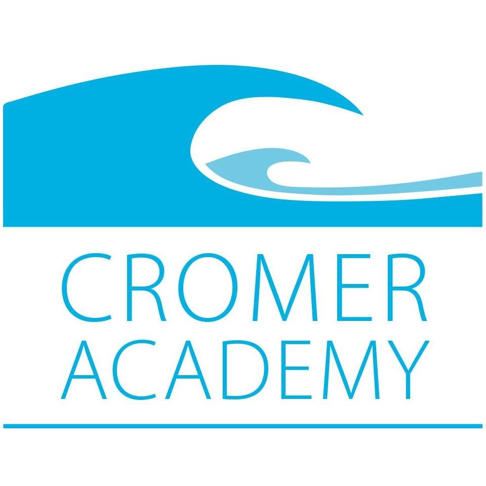 Cromer Academy校徽