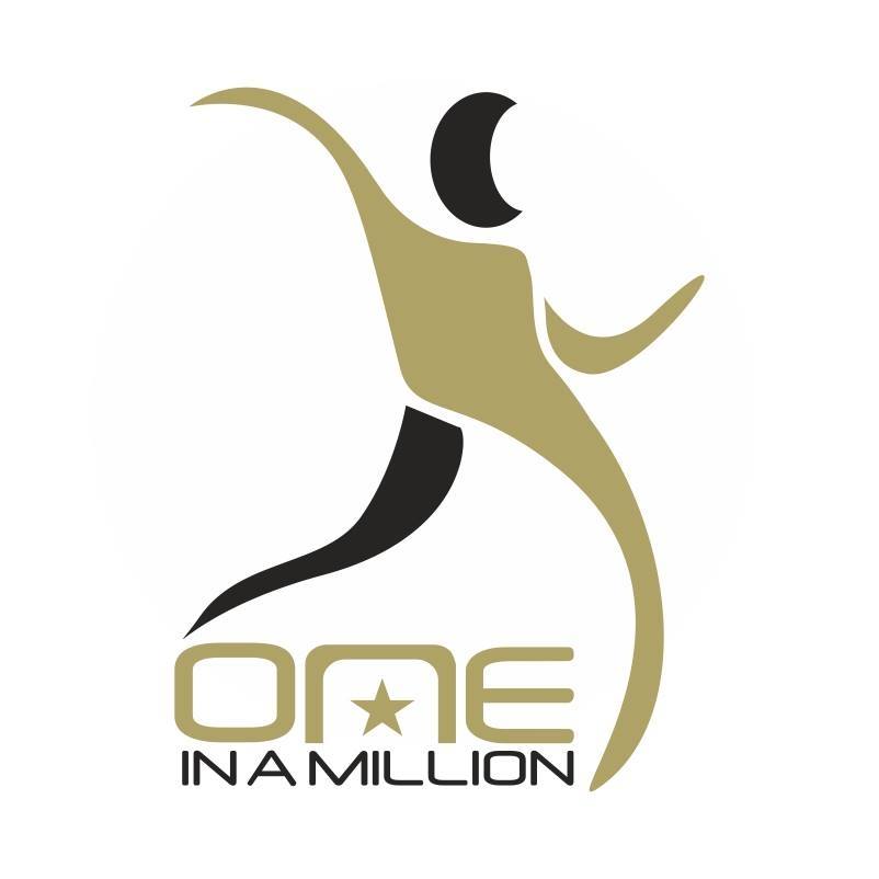 One In A Million Free School校徽
